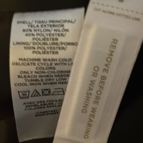 Women's Black and White Houndstooth Coat - Picture 9 of 9